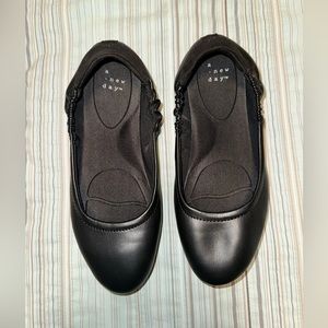 A New Day Ballet Flats, Black, Women’s Size 6